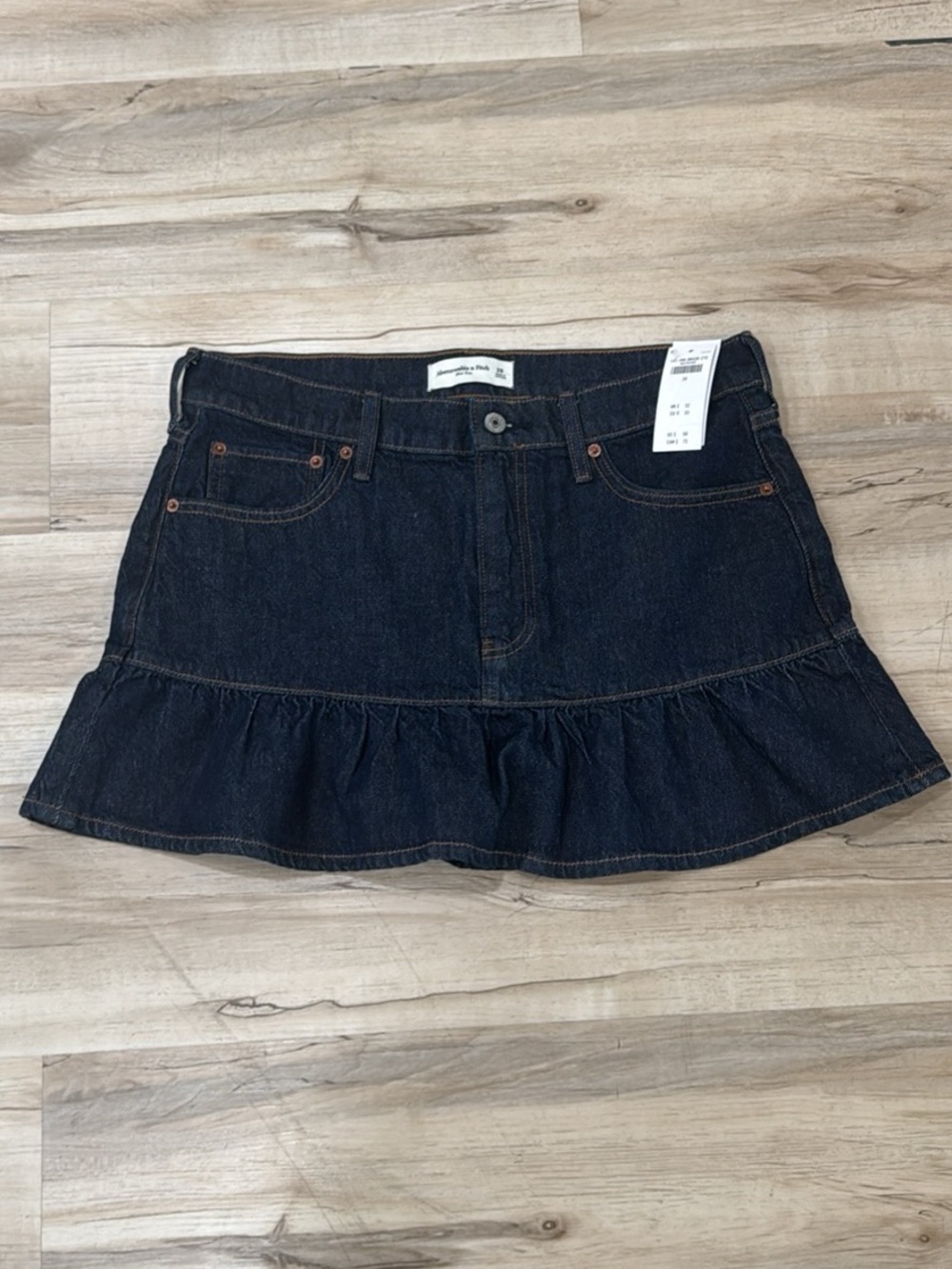 Abercrombie & Fitch Dark Blue Denim Ruffle Skirt size 28